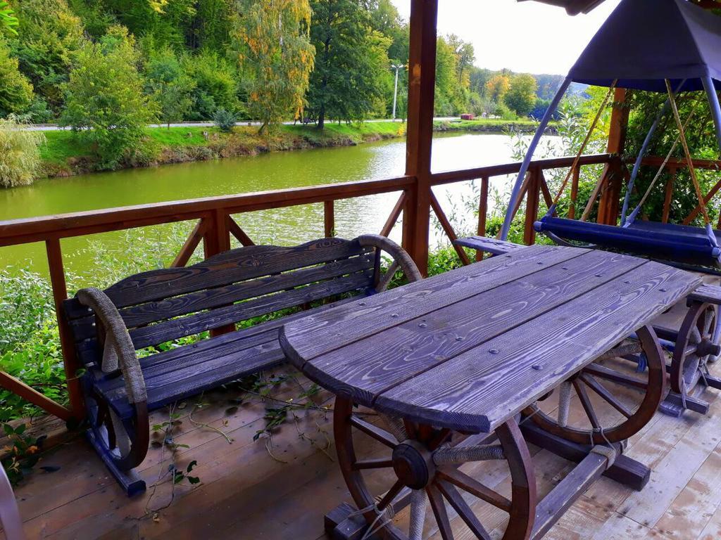 Affittacamere Rancho 555 Užhorod Esterno foto